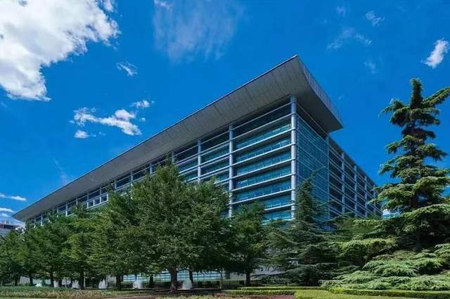 工商银行渭南财富大厦支行有序开展冬奥币兑换工作 专业服务获称赞