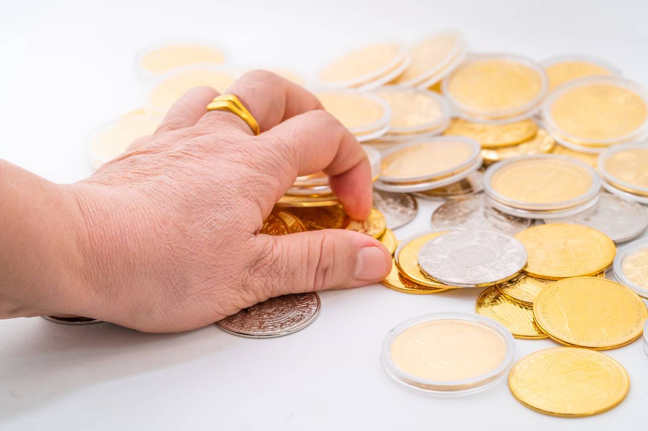 首富麻烦不断，被指操控狗狗币，要求索赔1.7万亿！马斯克：正在买入