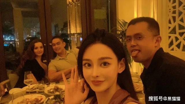 币媛：借Web3之名潜入币圈<strong></p>
<p>各种币圈</strong>，对币圈人士发起“福利”攻势！