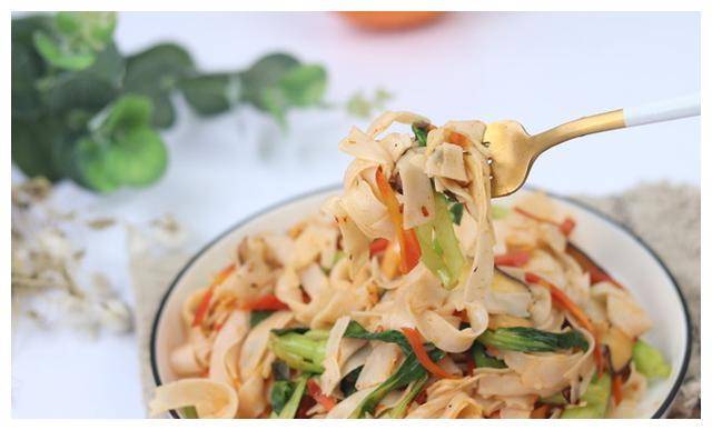 中国是“它”的故乡<strong></p>
<p>炒币的网站</strong>，它却在美国卖的爆火，网友：回来卖吧！