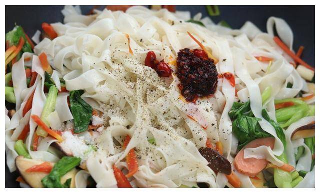 中国是“它”的故乡<strong></p>
<p>炒币的网站</strong>，它却在美国卖的爆火，网友：回来卖吧！