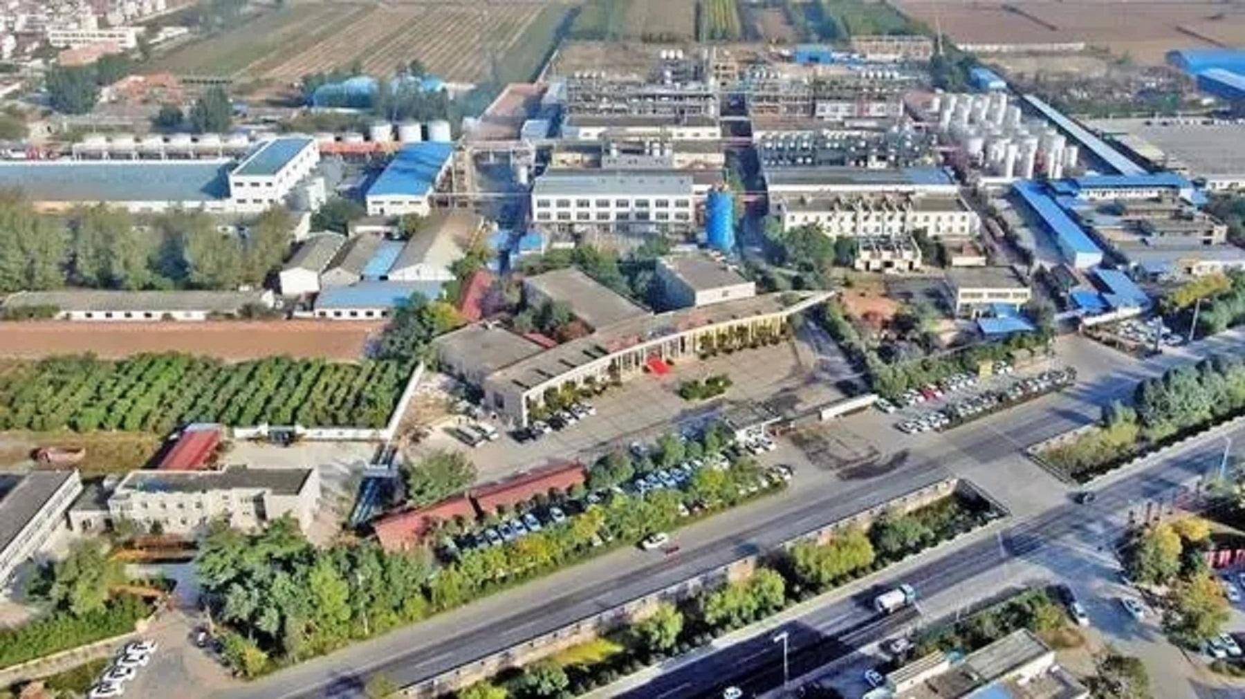 揭秘河南新乡第3大富豪发家史:21岁进厂<strong></p>
<p>中石化股票代码</strong>,9万元创业,市值158亿