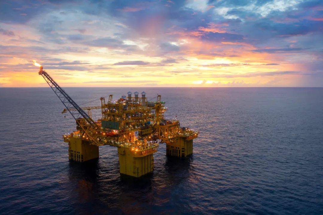 中国工业最高奖项<strong></p>
<p>中国石油股票走势</strong>！中海油、中石油、延长石油上榜！