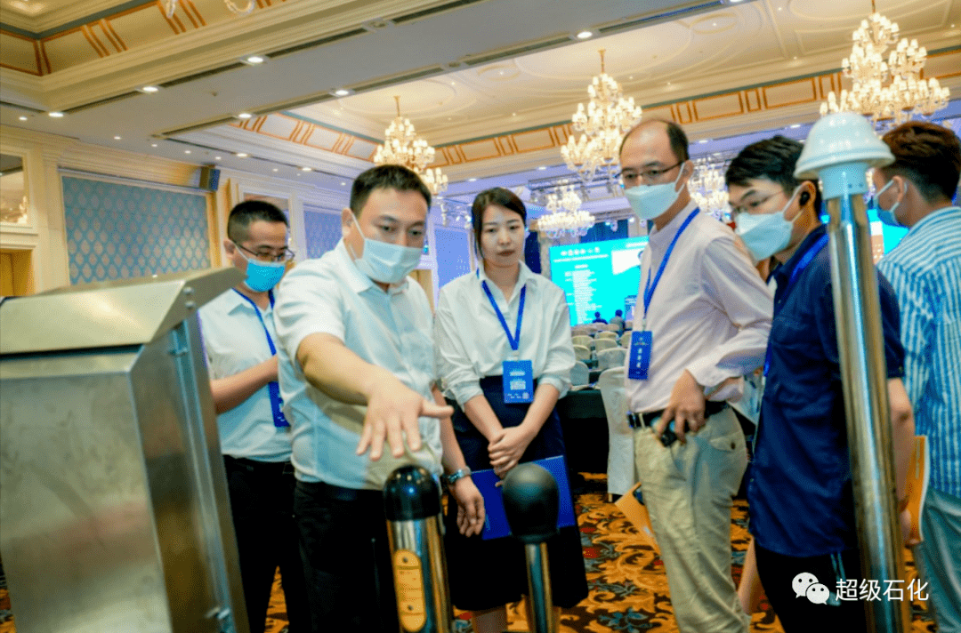 中国石油云南石化支持2023 年（第三届）中国石油化工储运罐区技术大会<strong></p>
<p>中国石油股票走势</strong>！