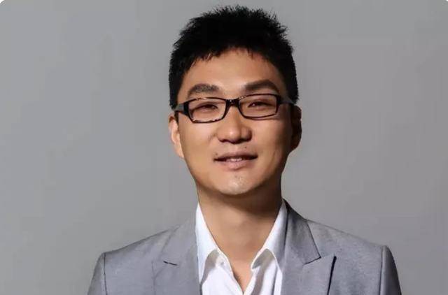 为何电子商务巨头都在套现离场<strong></p>
<p>阿里巴巴股票怎么买</strong>？退休下来了还能干有什么新动作？