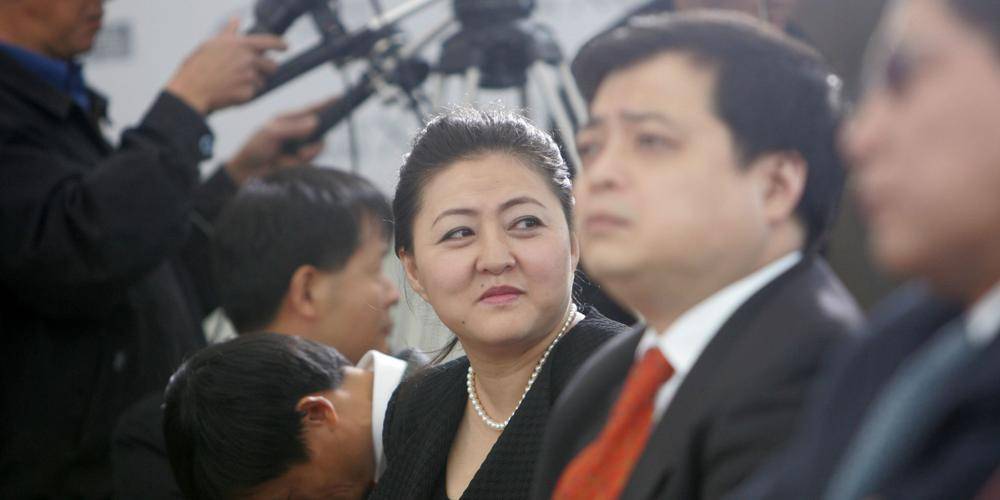 腾讯19年之前上市时<strong></p>
<p>腾讯股票</strong>，你若买下100万股票，最高时候可以赚到8亿