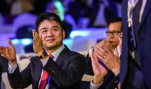 腾讯先清空京东股票<strong></p>
<p>腾讯股票</strong>,又以同样的手段清空美团,马化腾成大赢家?