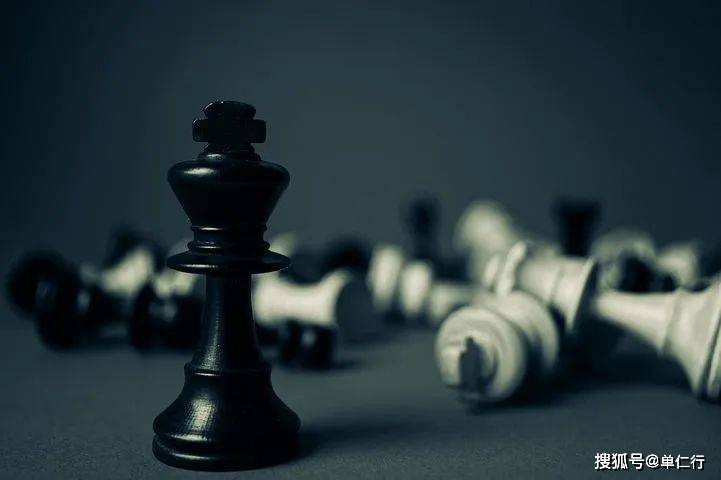 跌停的格力<strong></p>
<p>跌停的股票</strong>,是从什么开始下滑的?