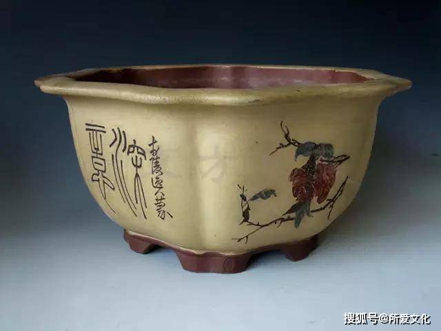 民国瓷器值价格 一般值多少钱<strong></p>
<p>民国法币现在值多少钱</strong>？