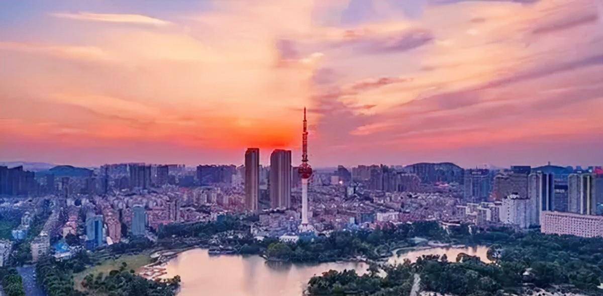 34年前他借给了朋友1000元钱<strong></p>
<p>民国34年法币1000元</strong>，32年后被还了1000万元