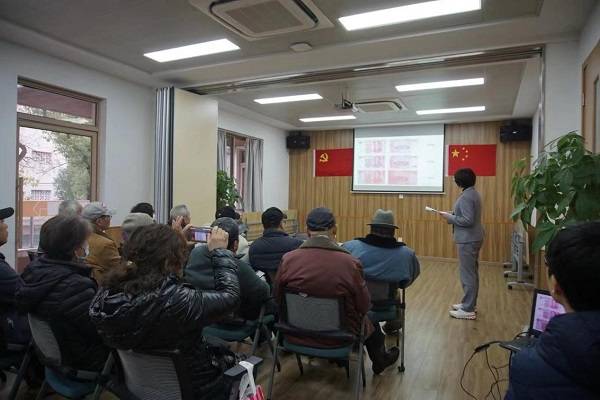 招商银行上海分行开展3·15反假货币宣传活动