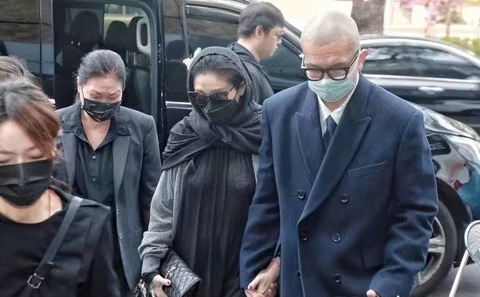 网传大S以侵害债权将汪小菲提告<strong></p>
<p>coincoin币币网</strong>，索赔2亿人民币，台湾网友都忍不住了