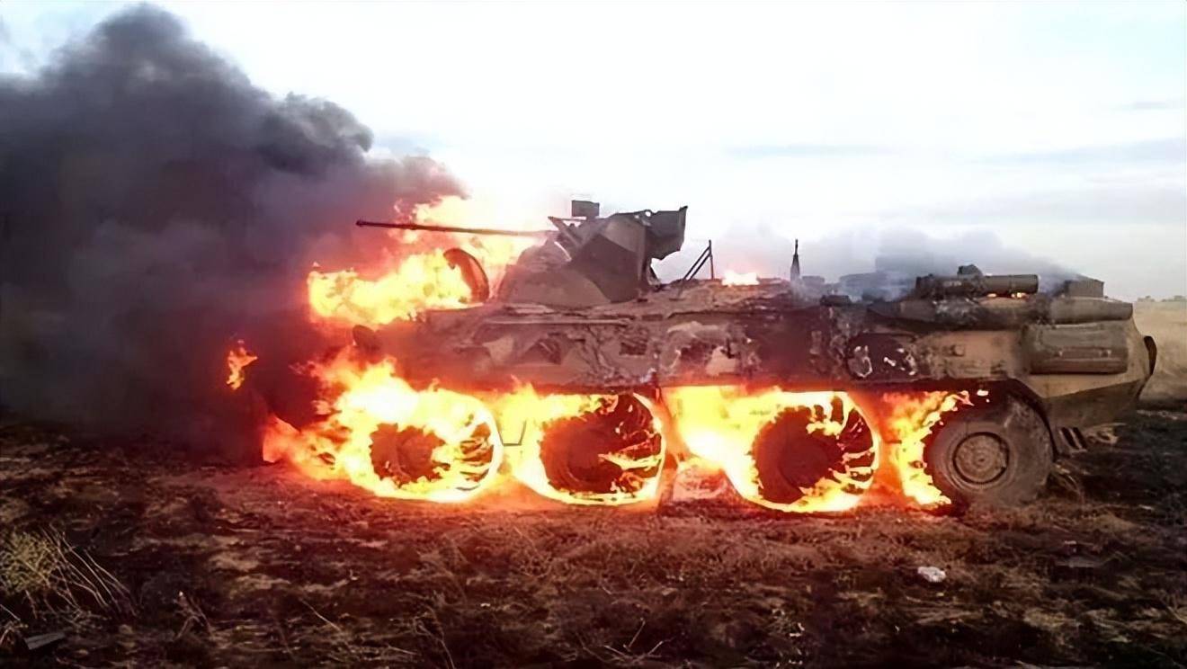 全歼美械装甲分队<strong></p>
<p>货币etf购买技巧</strong>，俄全线突破，乌顿巴斯调援兵，西方雇佣兵涌入