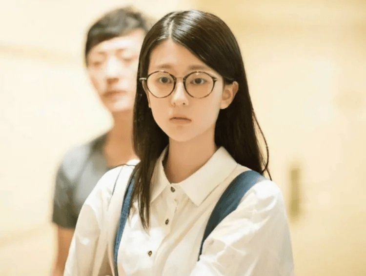 太突然<strong></p>
<p>分离交易可转换债券</strong>！知名女演员被曝已婚！