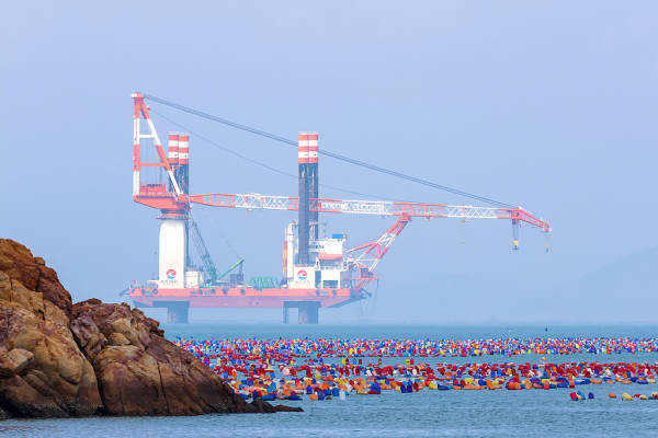 “某些国家话说得很满却不落实<strong></p>
<p>三角货币对冲指标</strong>，中国正相反”