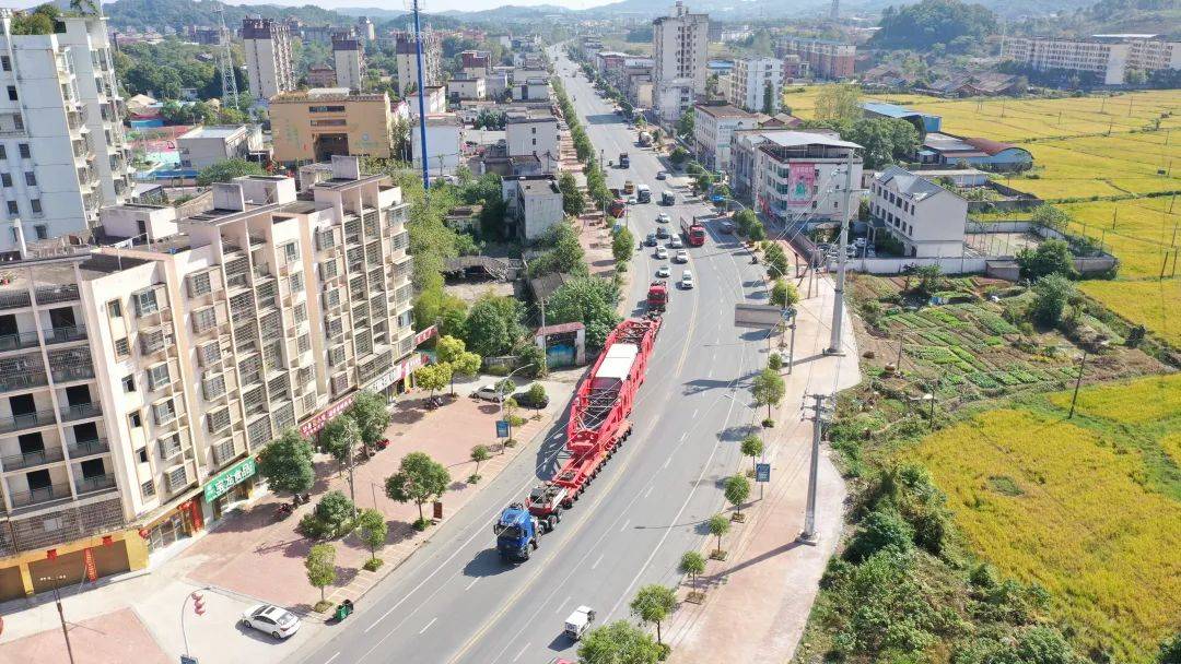 “巨无霸”再现江西<strong></p>
<p>三角货币对冲指标</strong>！这回重达428吨！