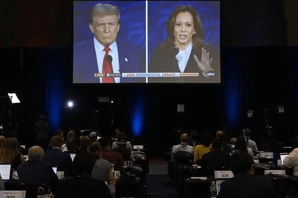 一夜之间<strong></p>
<p>三角货币对冲指标</strong>，哈里斯丑闻传遍全球！最后时刻，特朗普将彻底翻身？