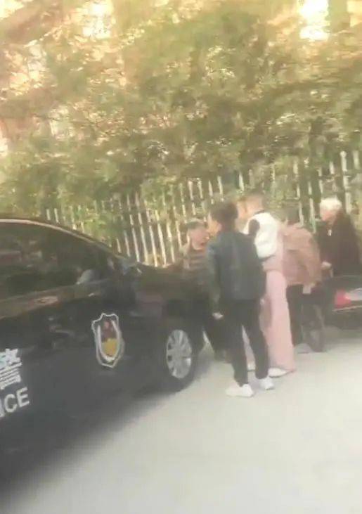 “女子去前夫家探望小孩被杀害<strong></p>
<p>币投国际交易中心</strong>？”河南警方通报