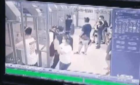 湖南17岁高中生在射击场中枪身亡<strong></p>
<p>试述我国债券流通市场</strong>!射击运动真的安全吗?丨轻武专栏