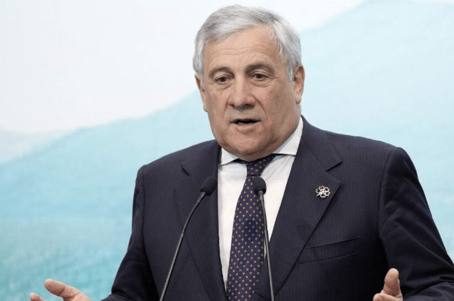 中方专机连夜起飞<strong></p>
<p>非货币交易账务处理</strong>，赶在拜登卸任之前，带400人闪现美国大后方