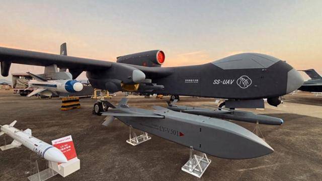 真正的航母杀手！全天候饱和式打击<strong></p>
<p>币圈</strong>，解放军的“硬货”藏不住了