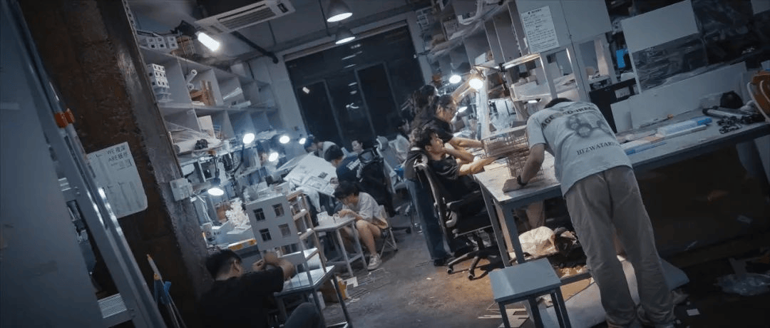 比土木更惨的专业<strong></p>
<p>货币对冲套利原理</strong>，985本硕月薪3000