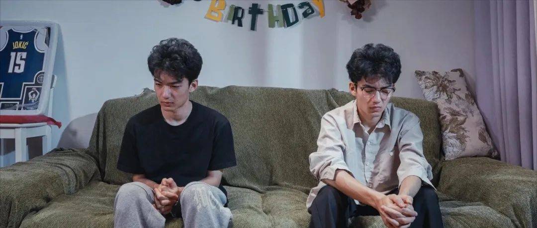 比土木更惨的专业<strong></p>
<p>货币对冲套利原理</strong>，985本硕月薪3000