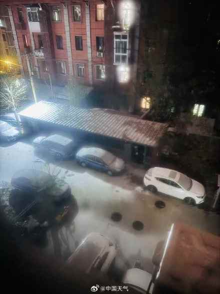 北京昨夜为何突然飘雪？低空湿度不利动力好<strong></p>
<p>货币对冲套利原理</strong>，属于“大力出奇迹”