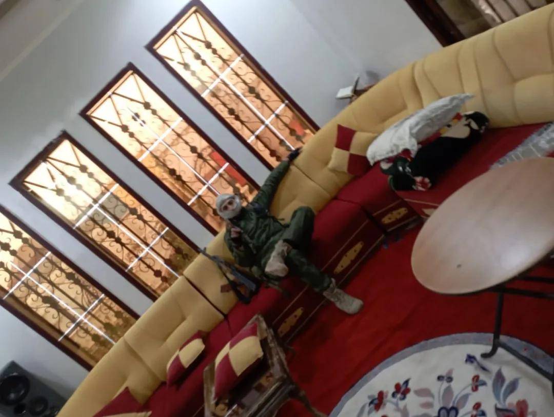 突发<strong></p>
<p>非货币性资产交易准则</strong>！叙利亚第二大城市阿勒颇沦陷：恐怖分子到处“打卡拍照”！