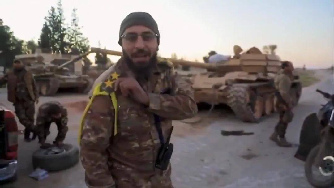 突发<strong></p>
<p>非货币性资产交易准则</strong>！叙利亚第二大城市阿勒颇沦陷：恐怖分子到处“打卡拍照”！