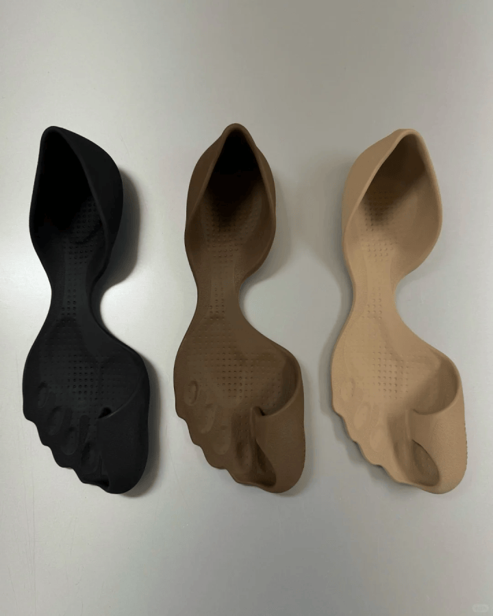 巴黎世家这鞋要卖1万多<strong></p>
<p>币圈一般去哪个论坛</strong>？网友看傻：确定不是鞋垫？