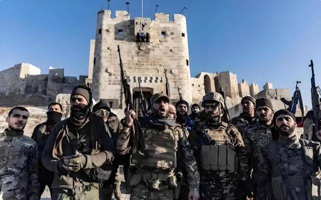 多国雇佣兵参战<strong></p>
<p>币圈一般去哪个论坛</strong>，叙军悍将出山，万人高呼参军，阿勒颇首战大捷