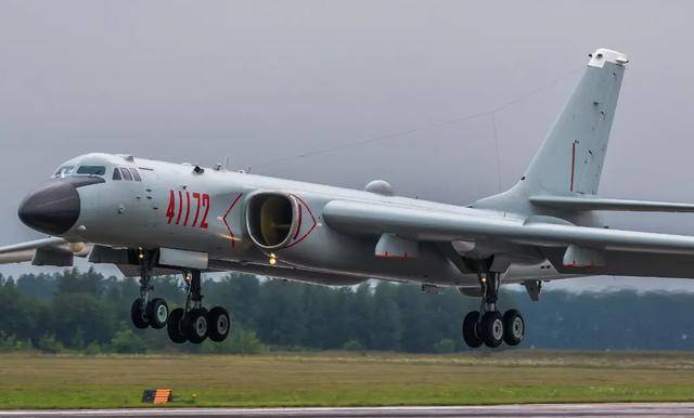 俄图95轰炸机<strong></p>
<p>债券在途交易市场</strong>，出现在中国上空？普京很开心，能看到这一幕