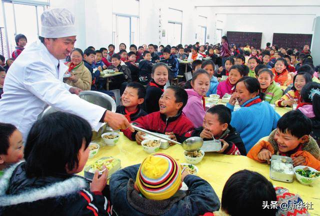 瞭望·治国理政纪事｜“<strong></p>
<p>债券在途交易市场</strong>我也是个老基层”