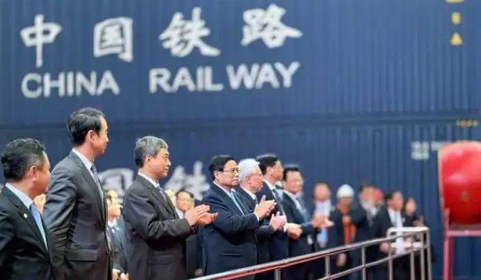 终于知道慌了<strong></p>
<p>债券买断式回购交易</strong>，越南批准建南北铁路，再回头找中国，大门已关上了