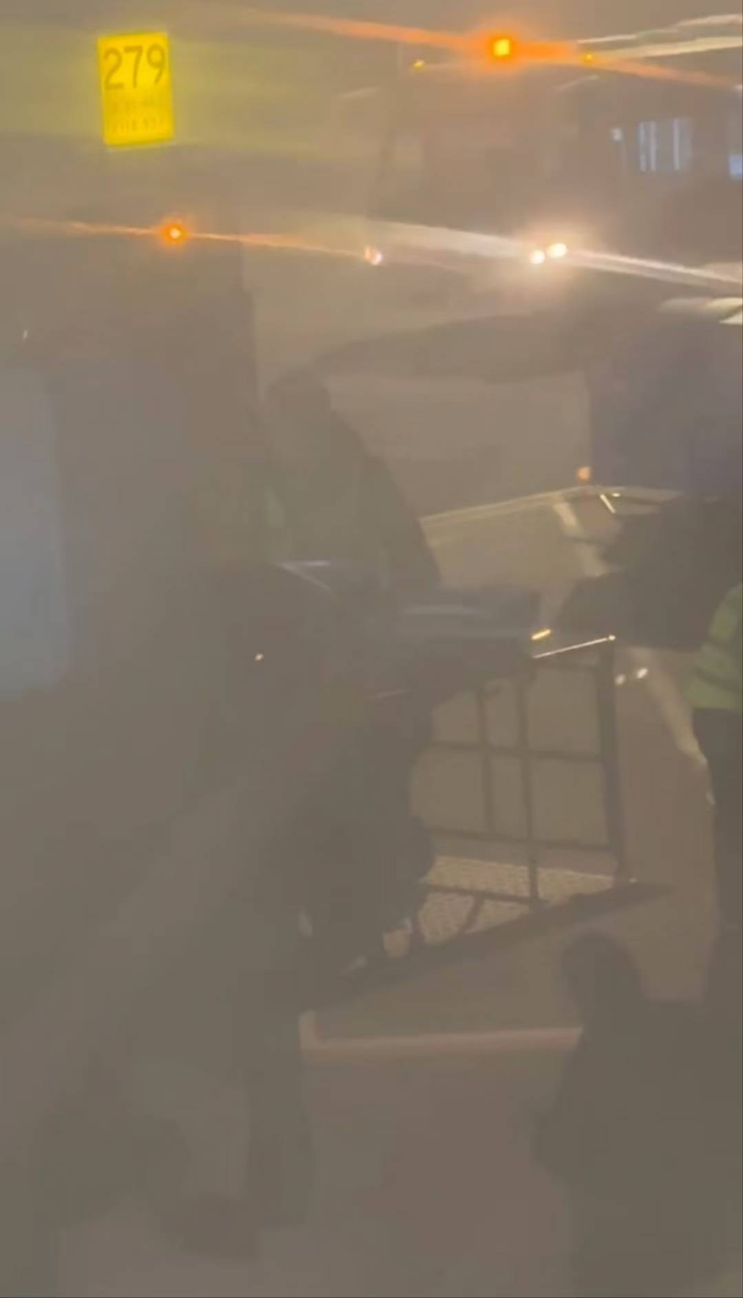 东航一航班飞行过半有乘客发生窒息<strong></p>
<p>债券买断式回购交易</strong>？南京机场回应：有发生该急救情况