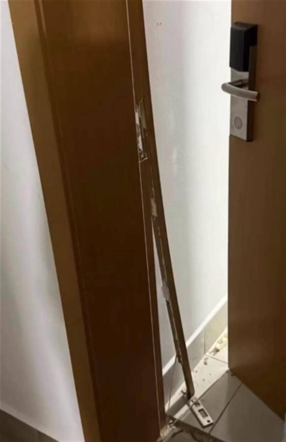 上海一高校男生晚上撞开女生寝室门<strong></p>
<p>维特币交易今日价格</strong>，校方：醉酒后走错了