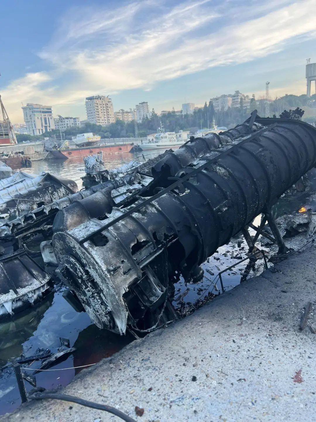 对话叙利亚华人:撤离前<strong></p>
<p>货币互换的风险有哪些</strong>,叙利亚朋友约我吃最后一餐