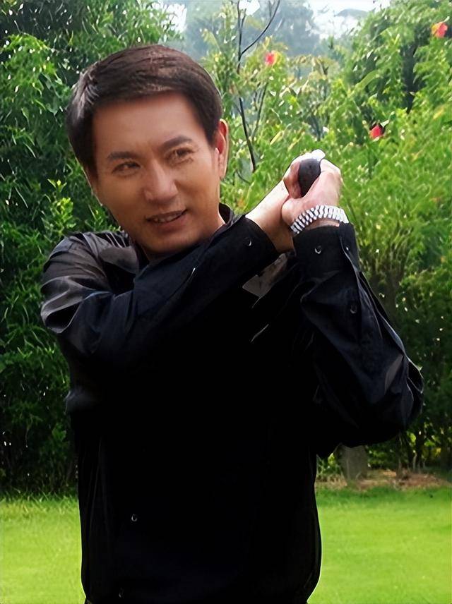 “坏人专业户”姚刚：一生无妻无子<strong></p>
<p>加密货币量化交易</strong>，如今53岁在千万豪宅一个人住