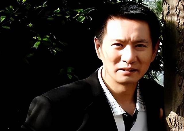 “坏人专业户”姚刚：一生无妻无子<strong></p>
<p>加密货币量化交易</strong>，如今53岁在千万豪宅一个人住