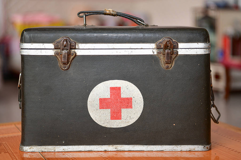 村医开卫生室年入近20万<strong></p>
<p>加密货币量化交易</strong>，村民买10块钱药也要讲价