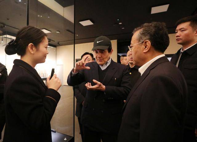 马英九：身为炎黄子孙绝不能数典忘祖<strong></p>
<p>币圈inchat</strong>，任何“去中国化”行径都不会成功