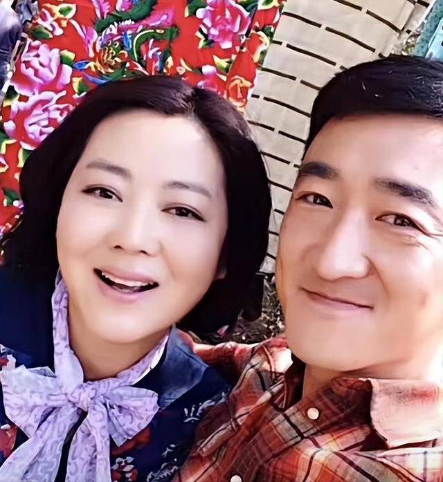 他是知名演员<strong></p>
<p>inchat币应</strong>，40岁二胎得女，41岁突然离世将悲痛留给妻子与儿女