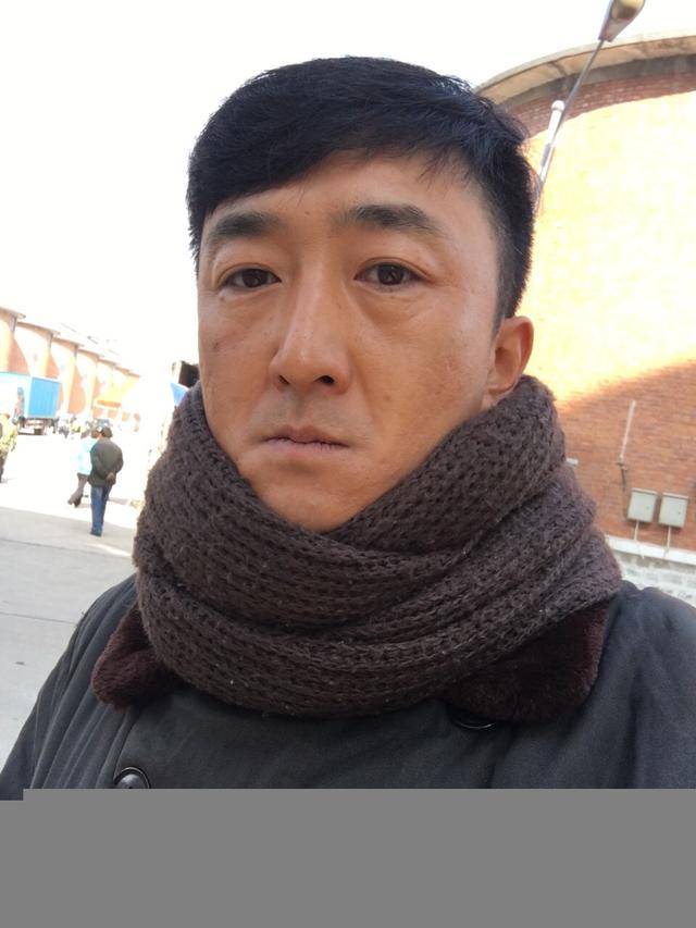 他是知名演员<strong></p>
<p>inchat币应</strong>，40岁二胎得女，41岁突然离世将悲痛留给妻子与儿女