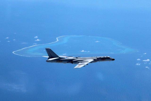 黄岩岛惊险开局<strong></p>
<p>香港电子交易货币</strong>，轰6挂弹低飞“死亡凝视”，美菲双簧唱不成了