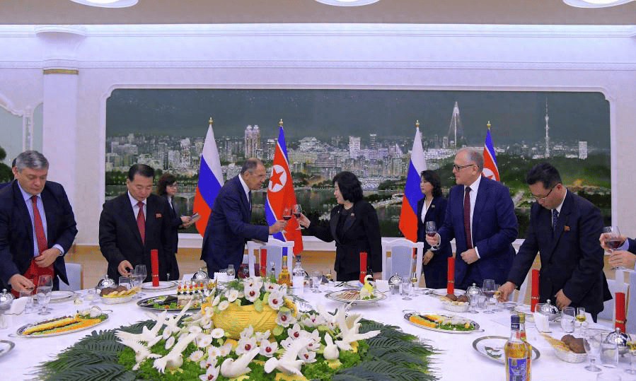 事关俄朝关系<strong></p>
<p>ok下载</strong>,朝鲜向普京致信,对俄称呼已变,信号不一般