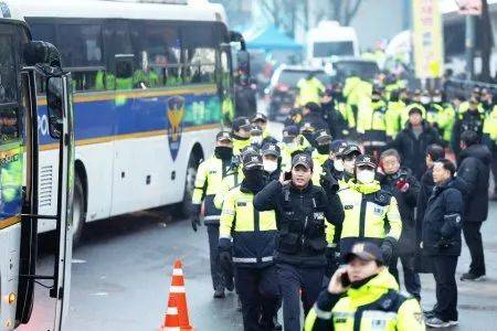 布林肯：玩归玩<strong></p>
<p>如何玩币</strong>，闹归闹，别拿感情开玩笑