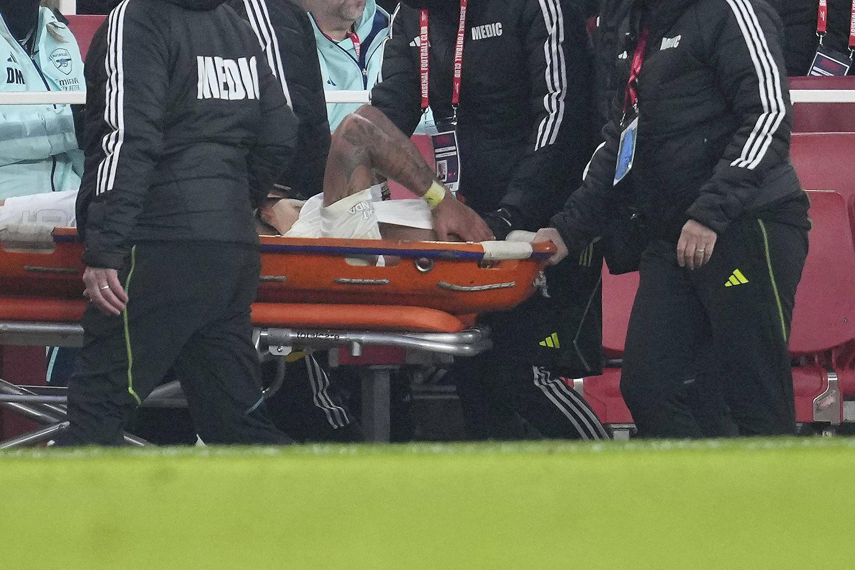 【足总杯】曼联淘汰阿森纳<strong></p>
<p>货币如何保值</strong>,“倒霉蛋”巴因德尔两扑点球成为英雄