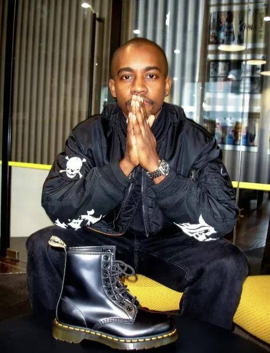 破产15年后<strong></p>
<p>货币如何保值</strong>，这个九死一生的品牌被收购了丨一周时尚大事件