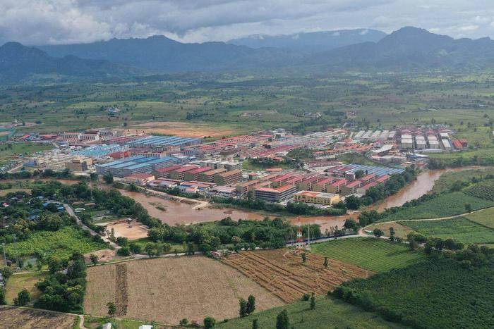 金灿荣：电诈集团太猖狂<strong></p>
<p>如何对冲货币贬值</strong>！必要时派解放军消灭！